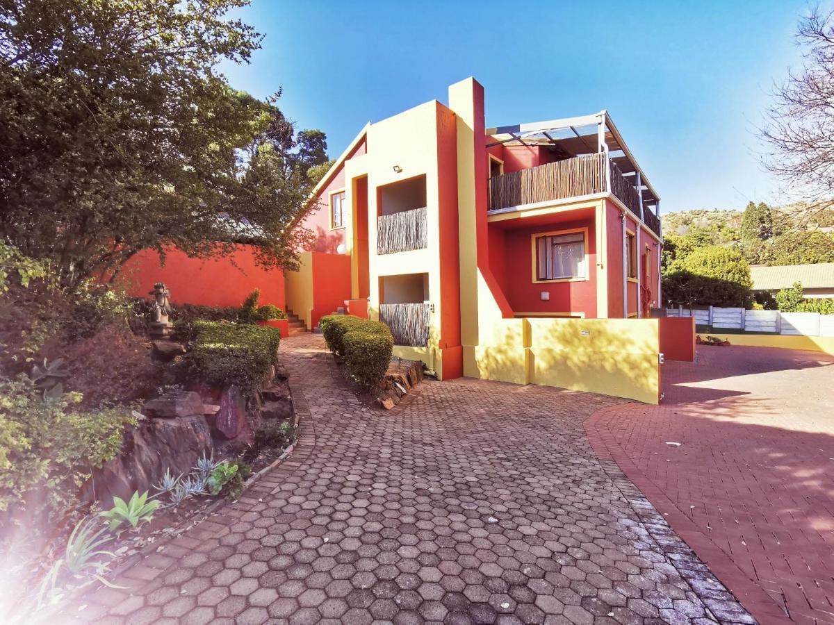 Aparthotel 50 Galena Affordable Luxury Roodepoort Exteriér fotografie