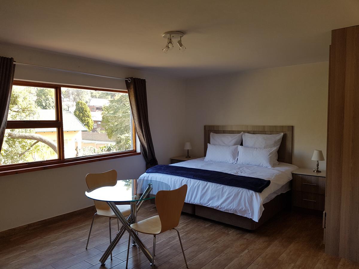 Aparthotel 50 Galena Affordable Luxury Roodepoort Exteriér fotografie